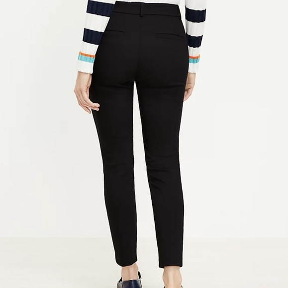 LOFT Sutton Skinny Curvy - Picture 2 of 9